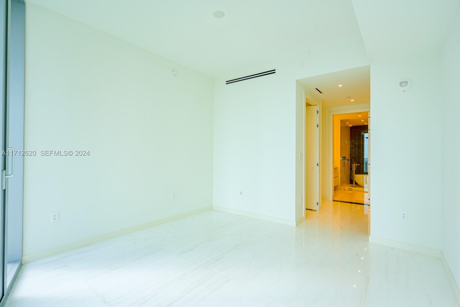 300 Biscayne Boulevard Way