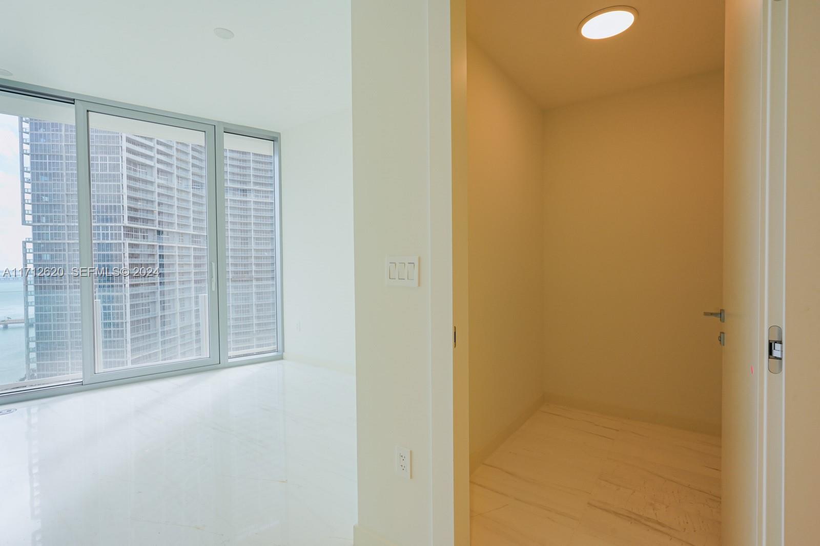 300 Biscayne Boulevard Way