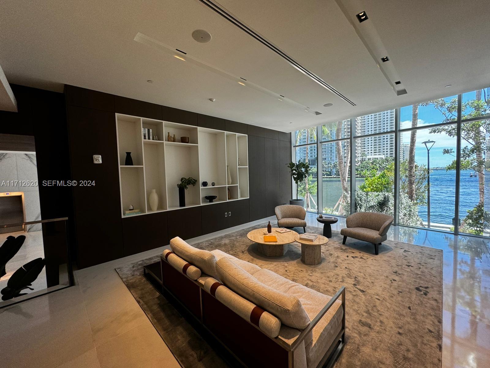 300 Biscayne Boulevard Way