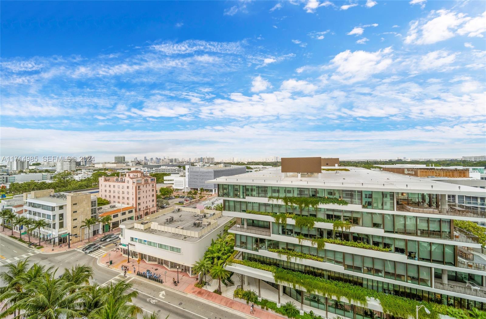 2301 Collins Avenue