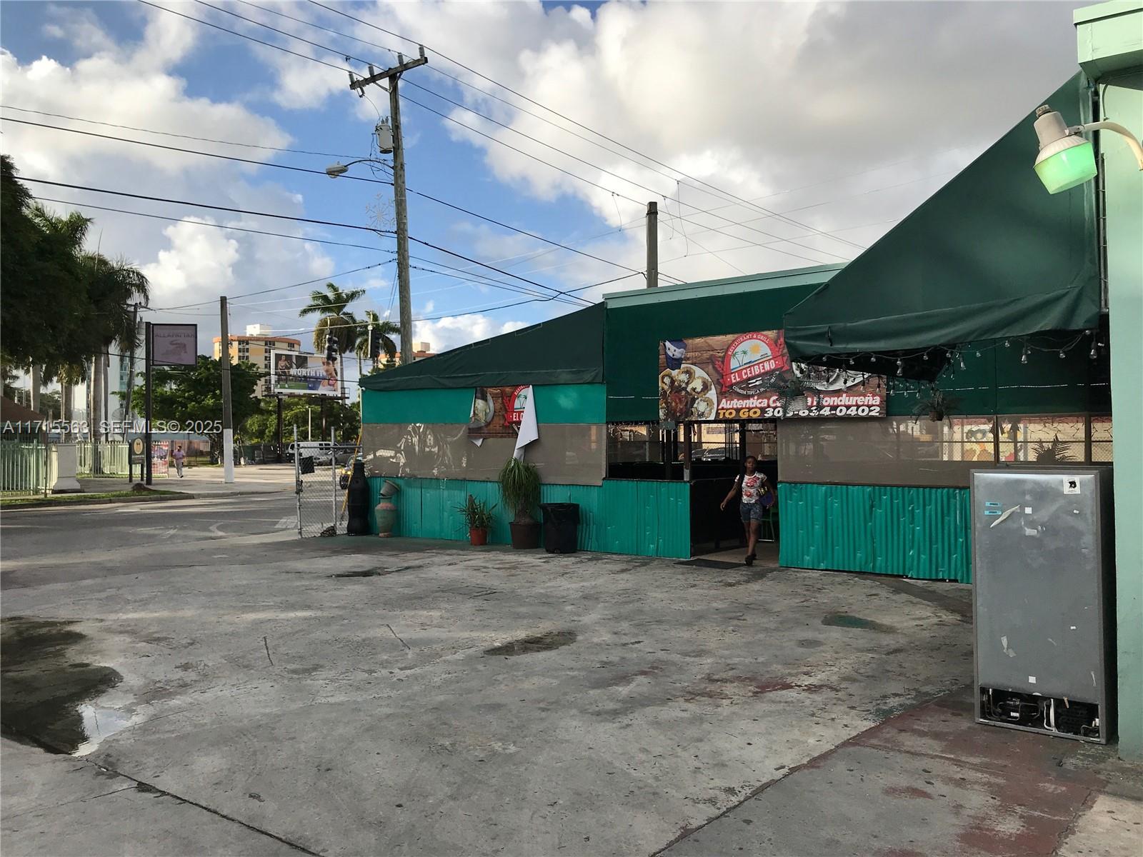1628 NW 28th Street