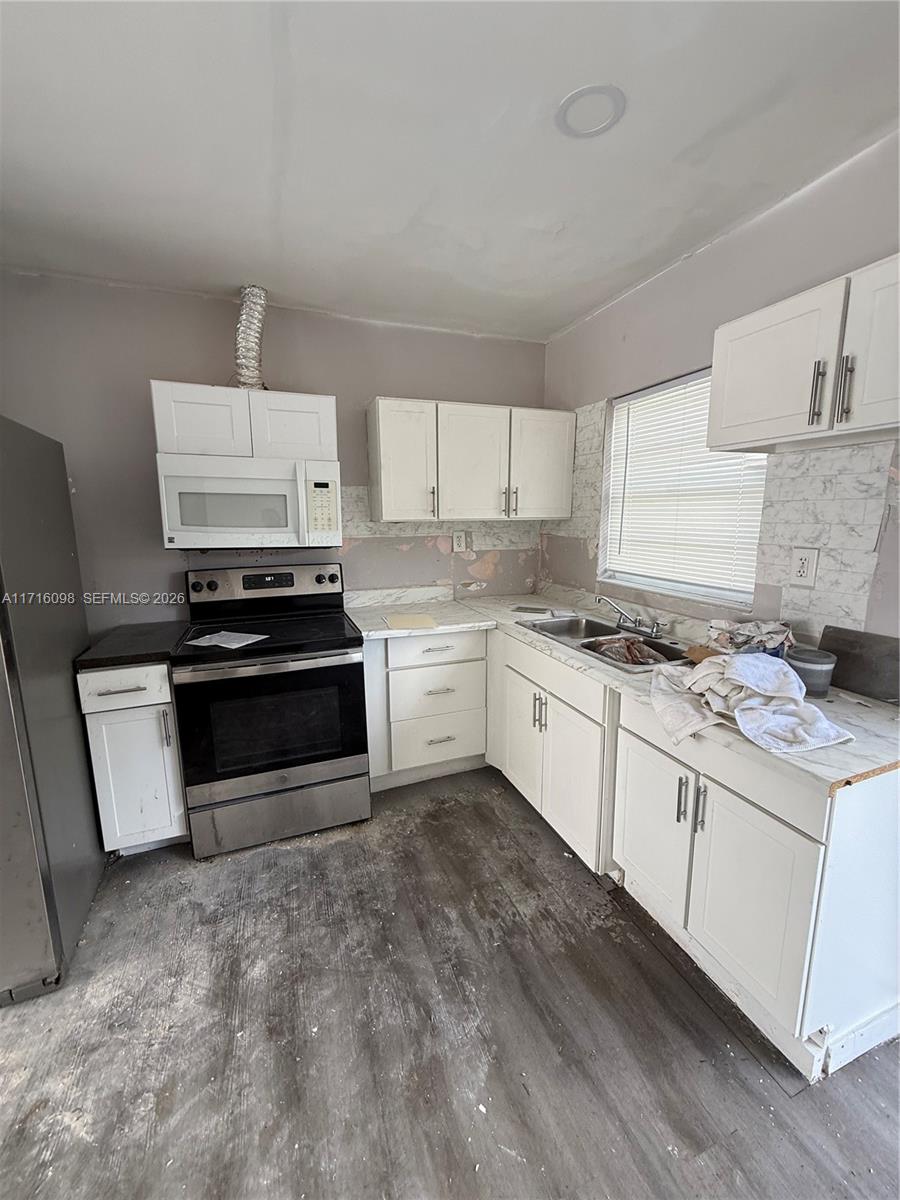 1240 SW 32nd Avenue gallery image #1