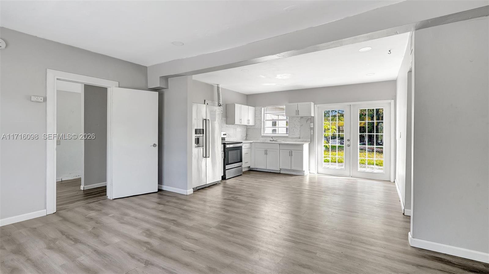1240 SW 32nd Avenue gallery image #13