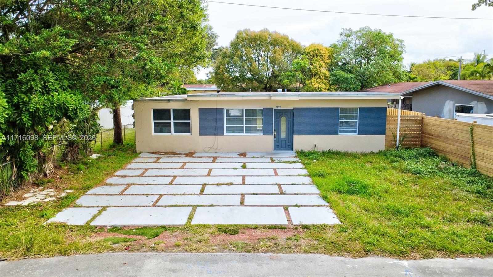 1240 SW 32nd Avenue gallery image #3