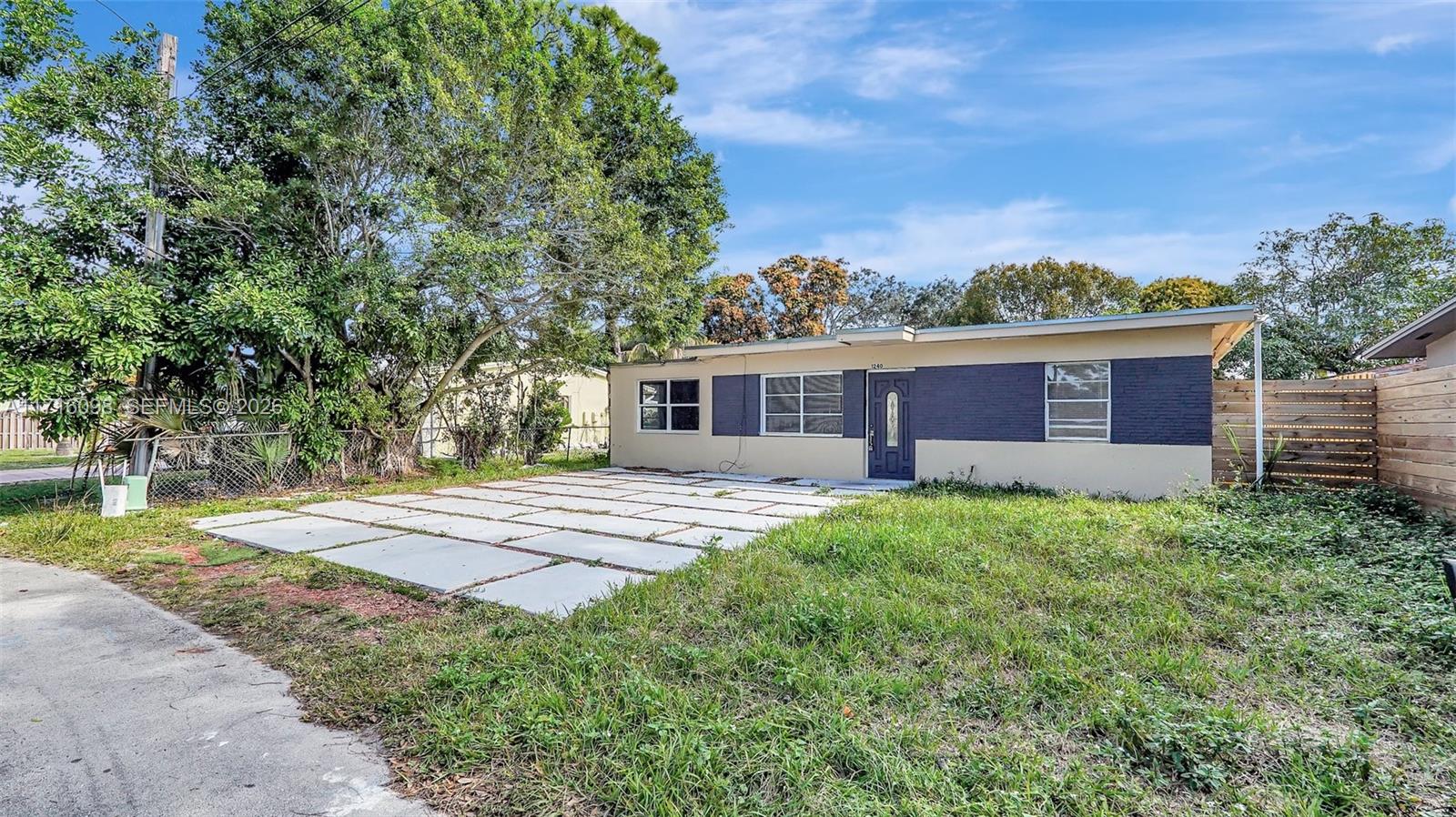 1240 SW 32nd Avenue gallery image #33