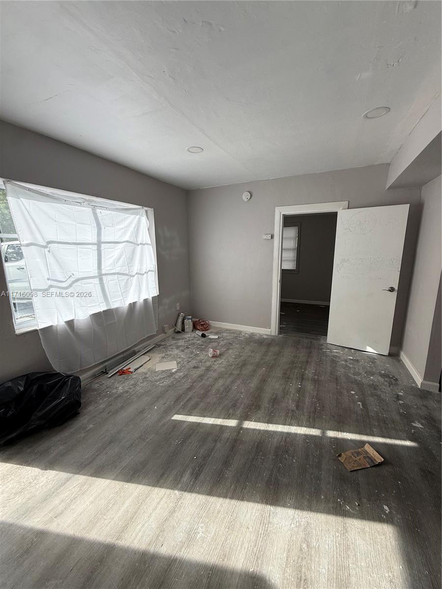 1240 SW 32nd Avenue gallery image #5