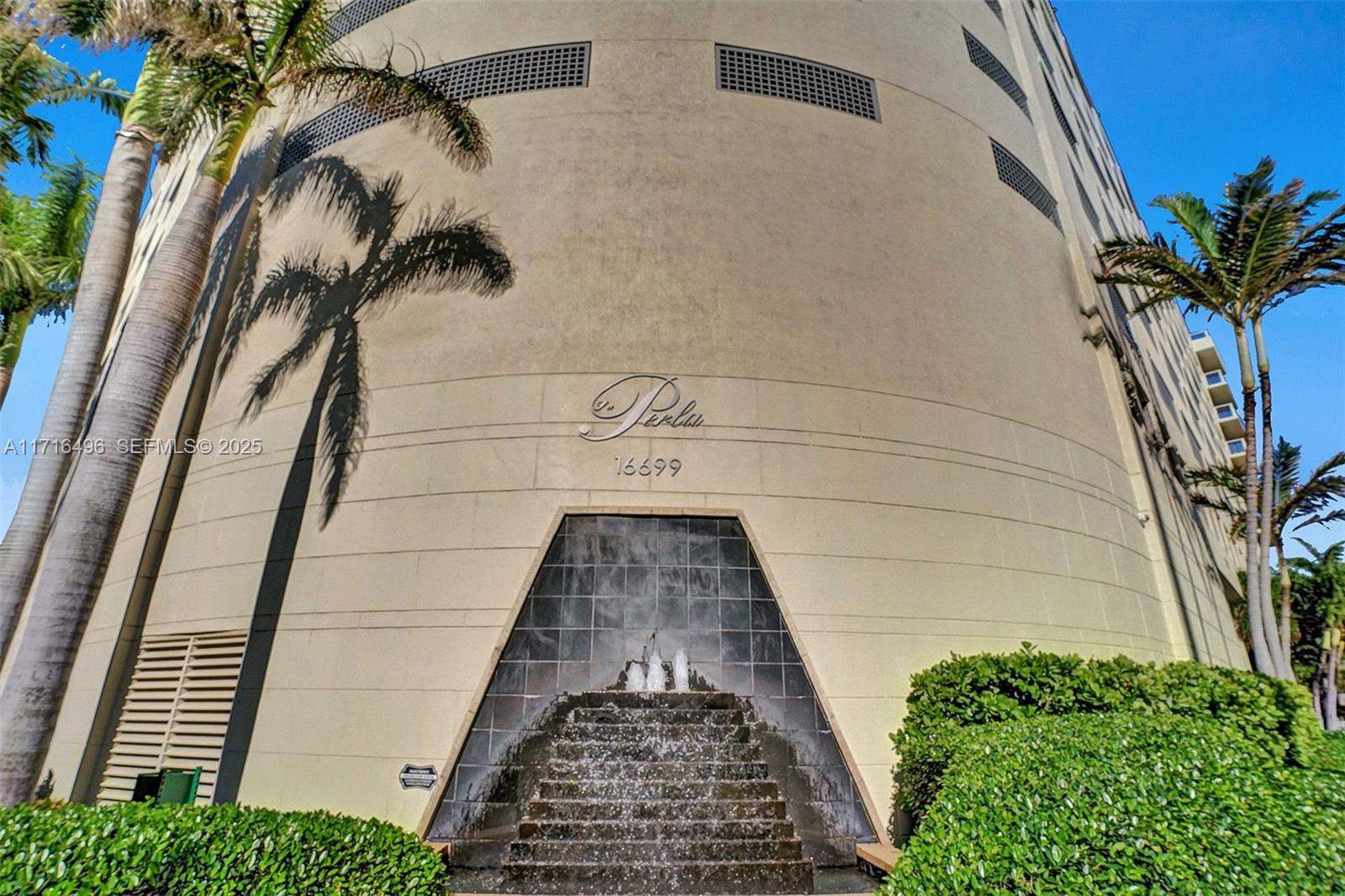 16699 Collins Avenue