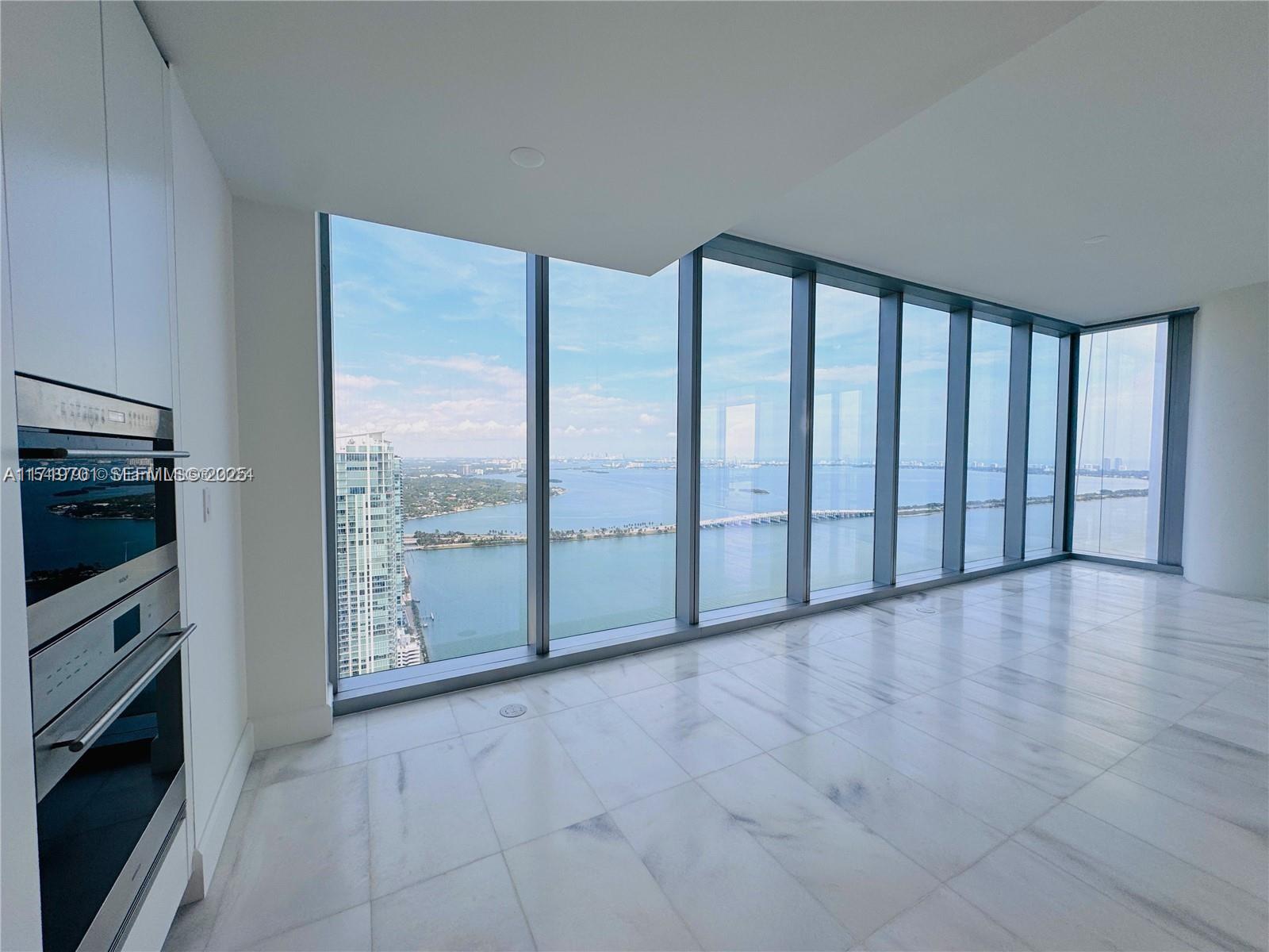 700 NE 26th Terrace