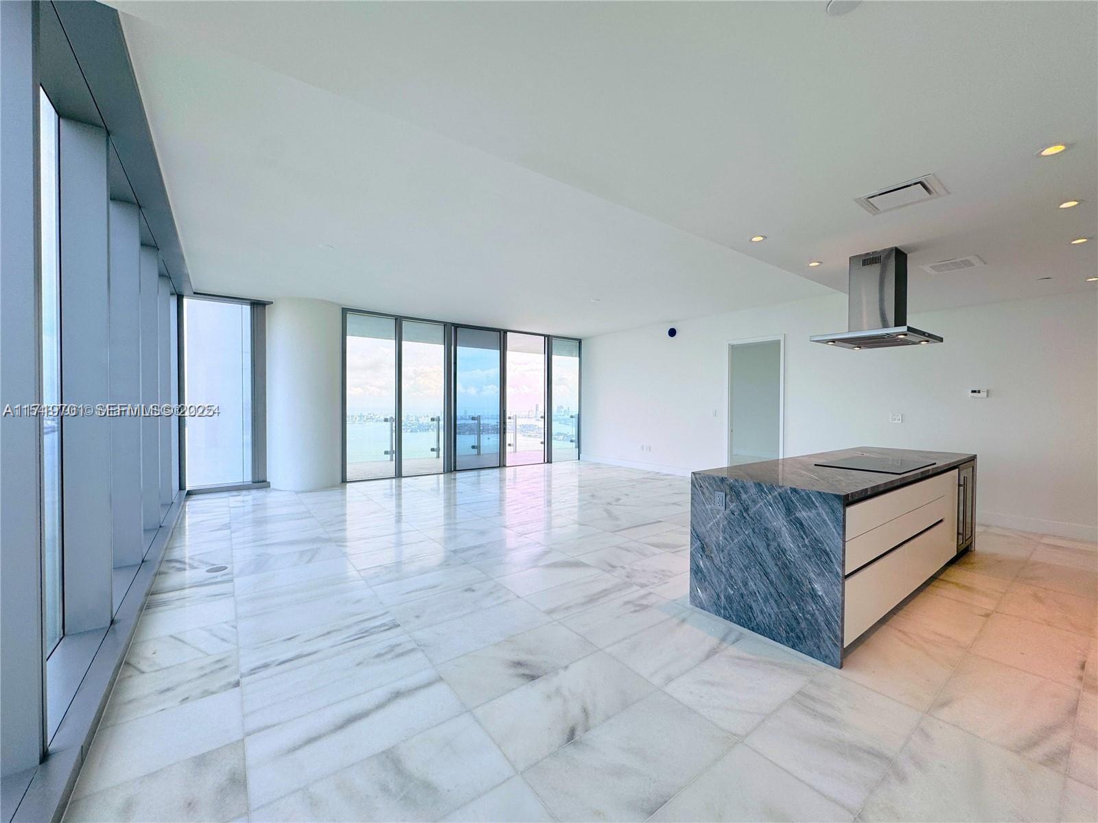 700 NE 26th Terrace