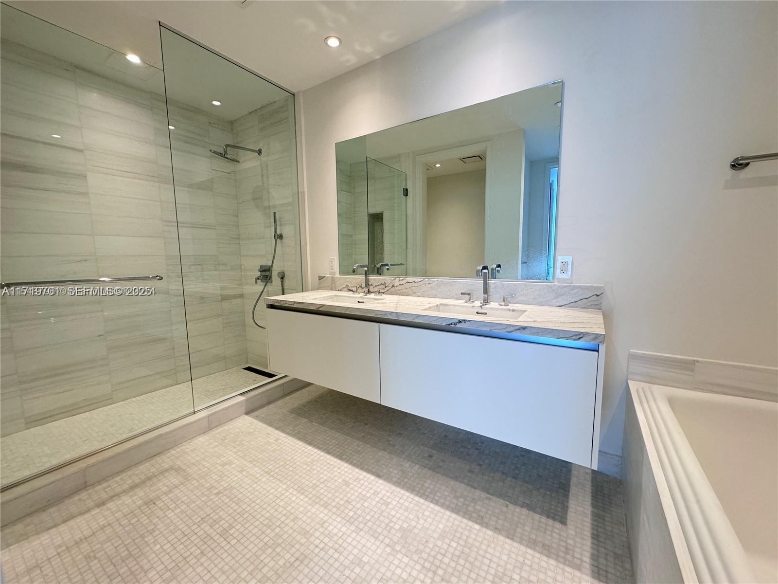 700 NE 26th Terrace