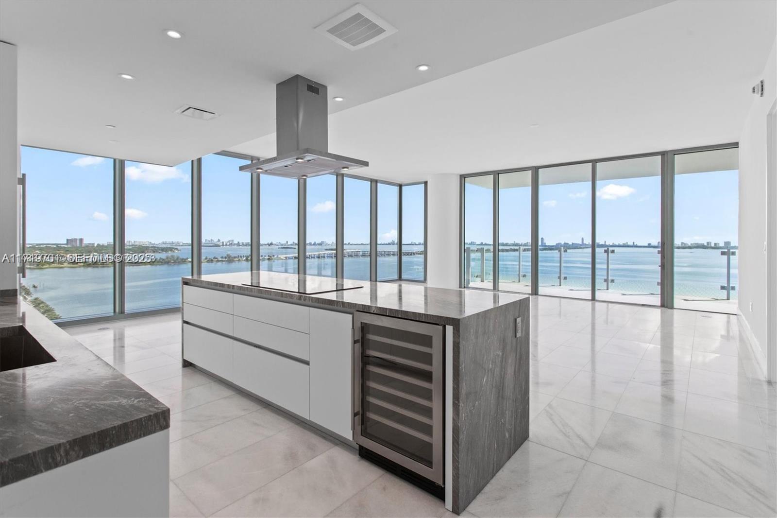 700 NE 26th Terrace