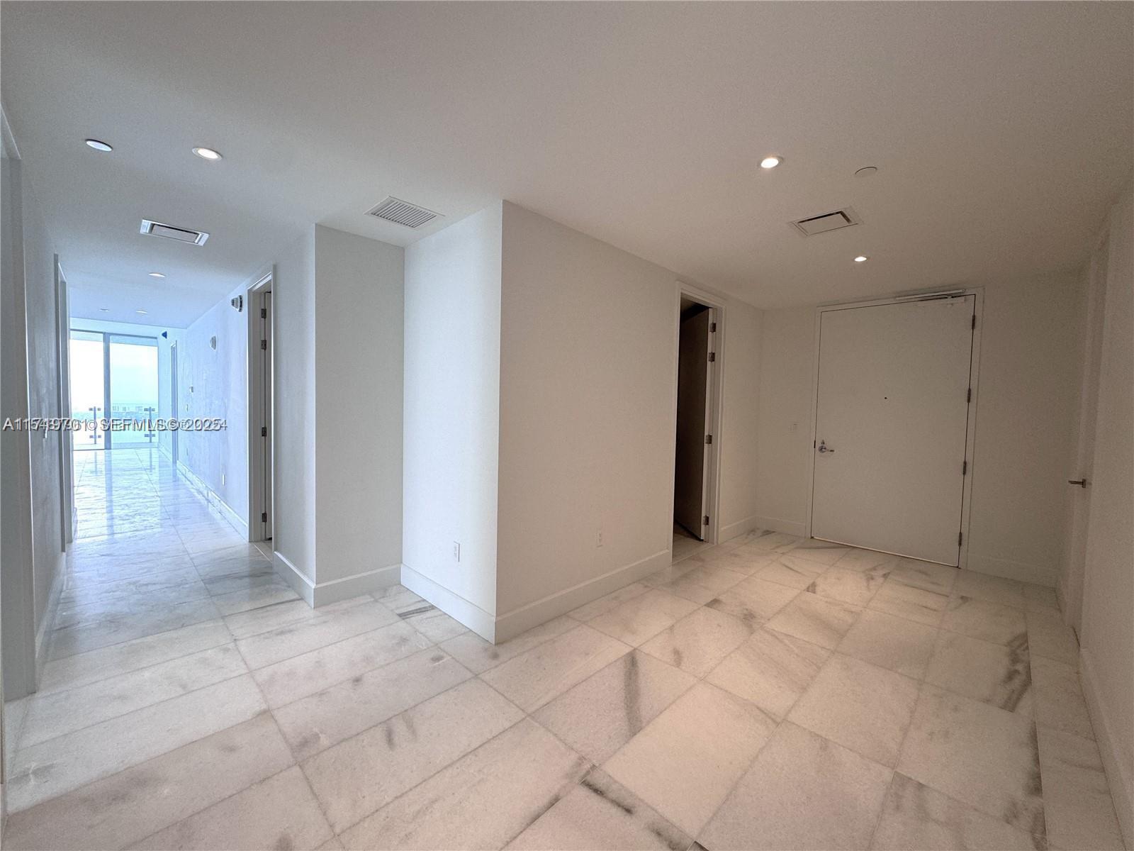 700 NE 26th Terrace