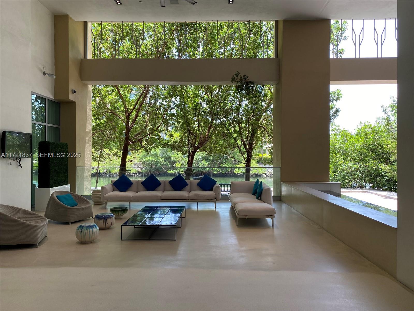 300 Sunny Isles Boulevard