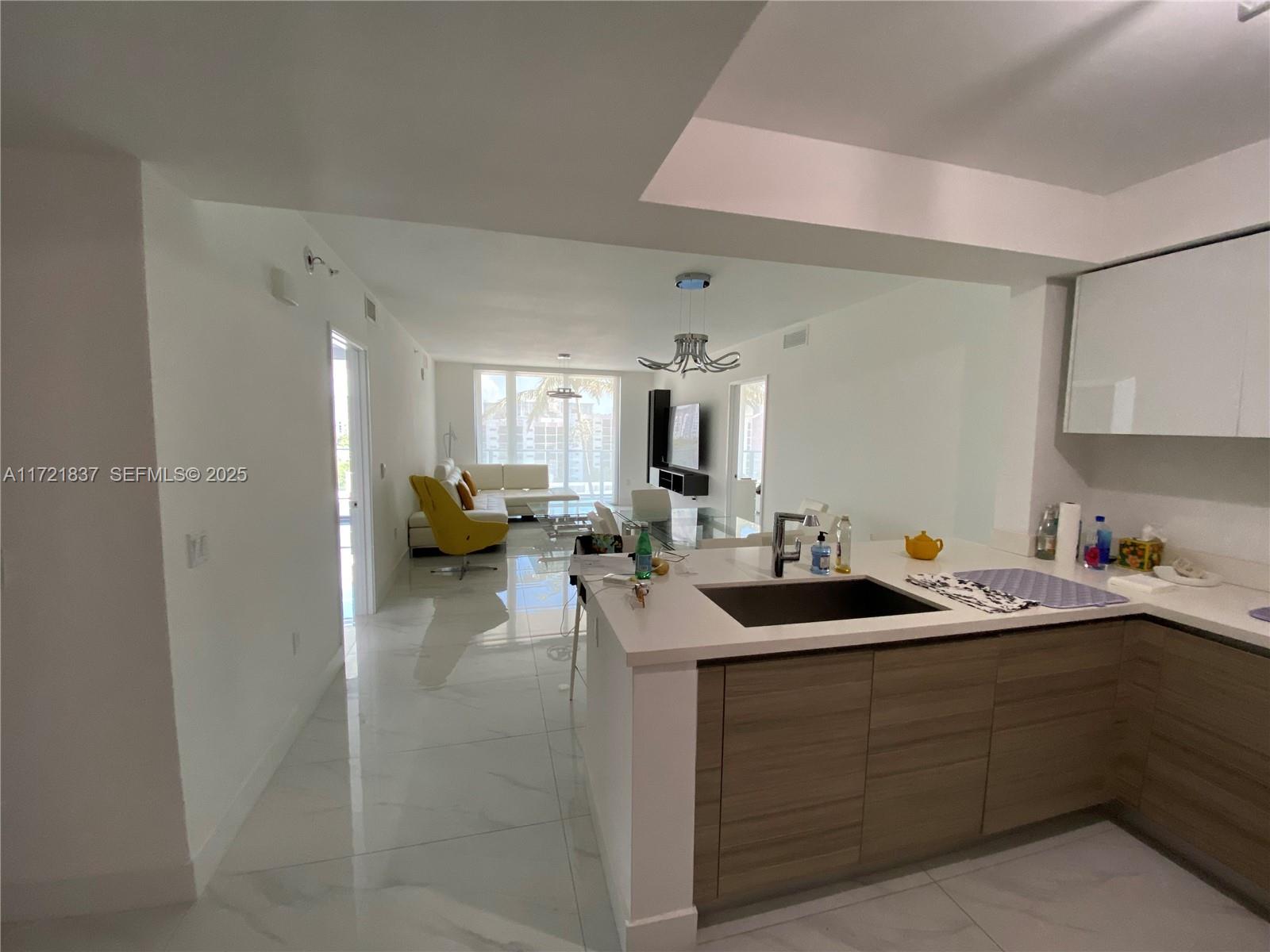 300 Sunny Isles Boulevard