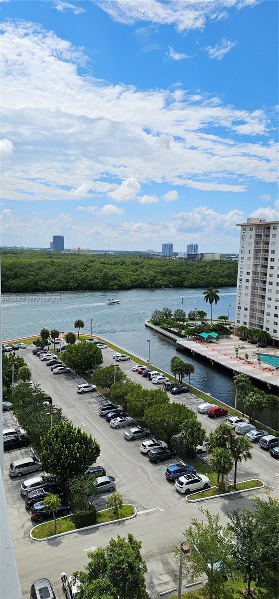 500 Bayview Drive