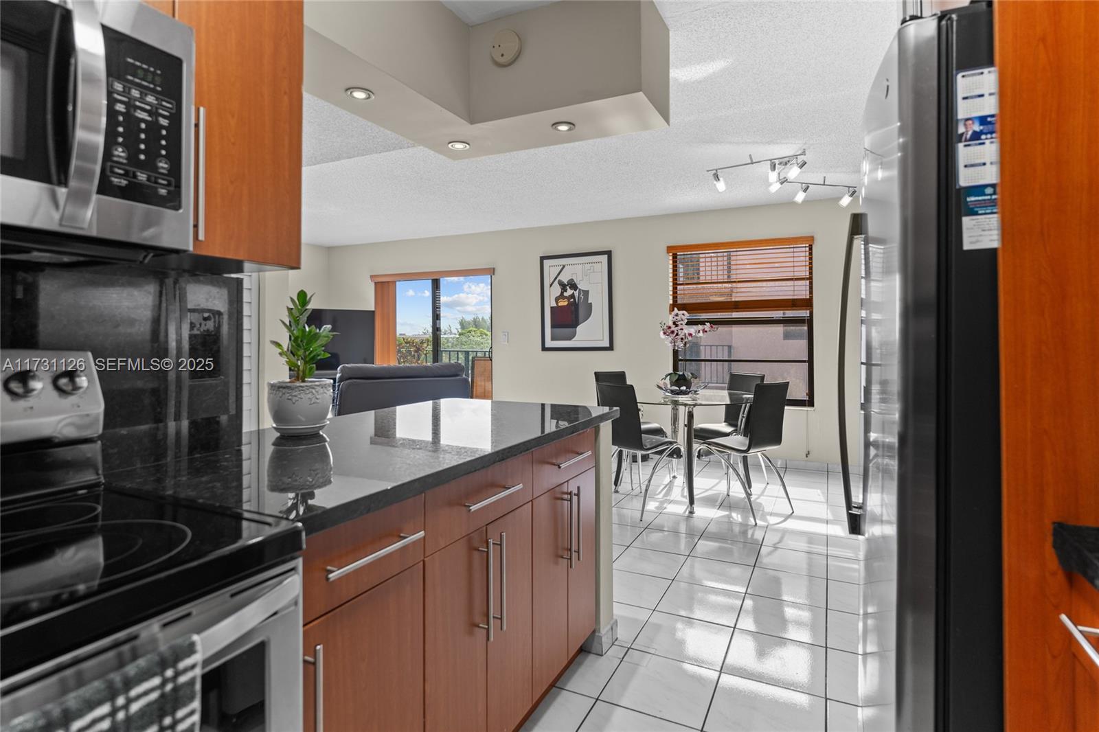 605 NW 72nd Avenue