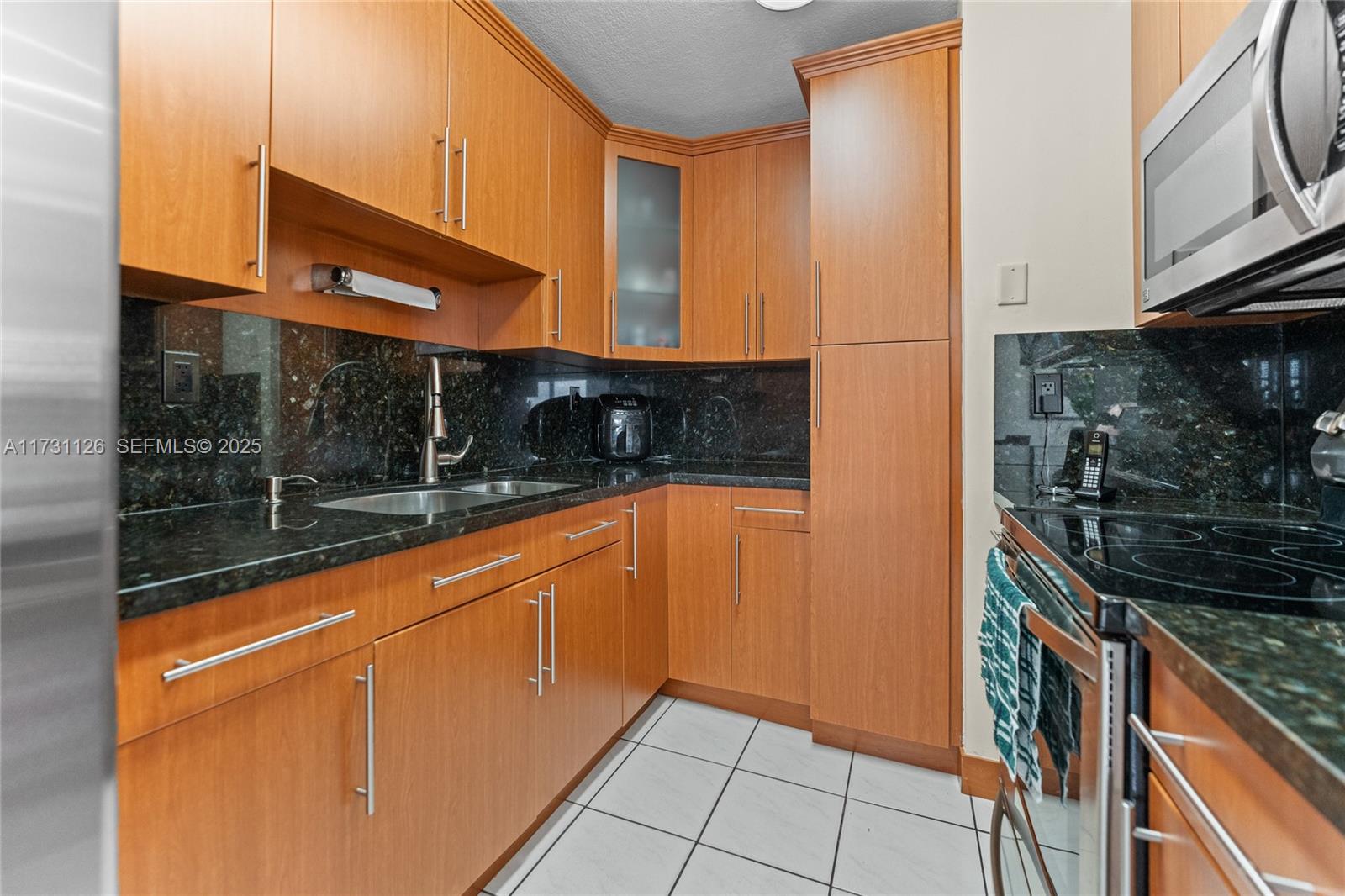 605 NW 72nd Avenue
