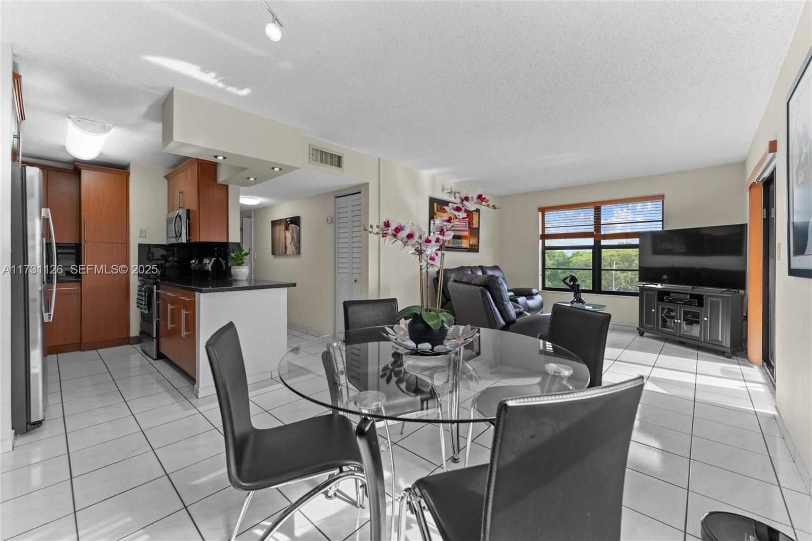 605 NW 72nd Avenue