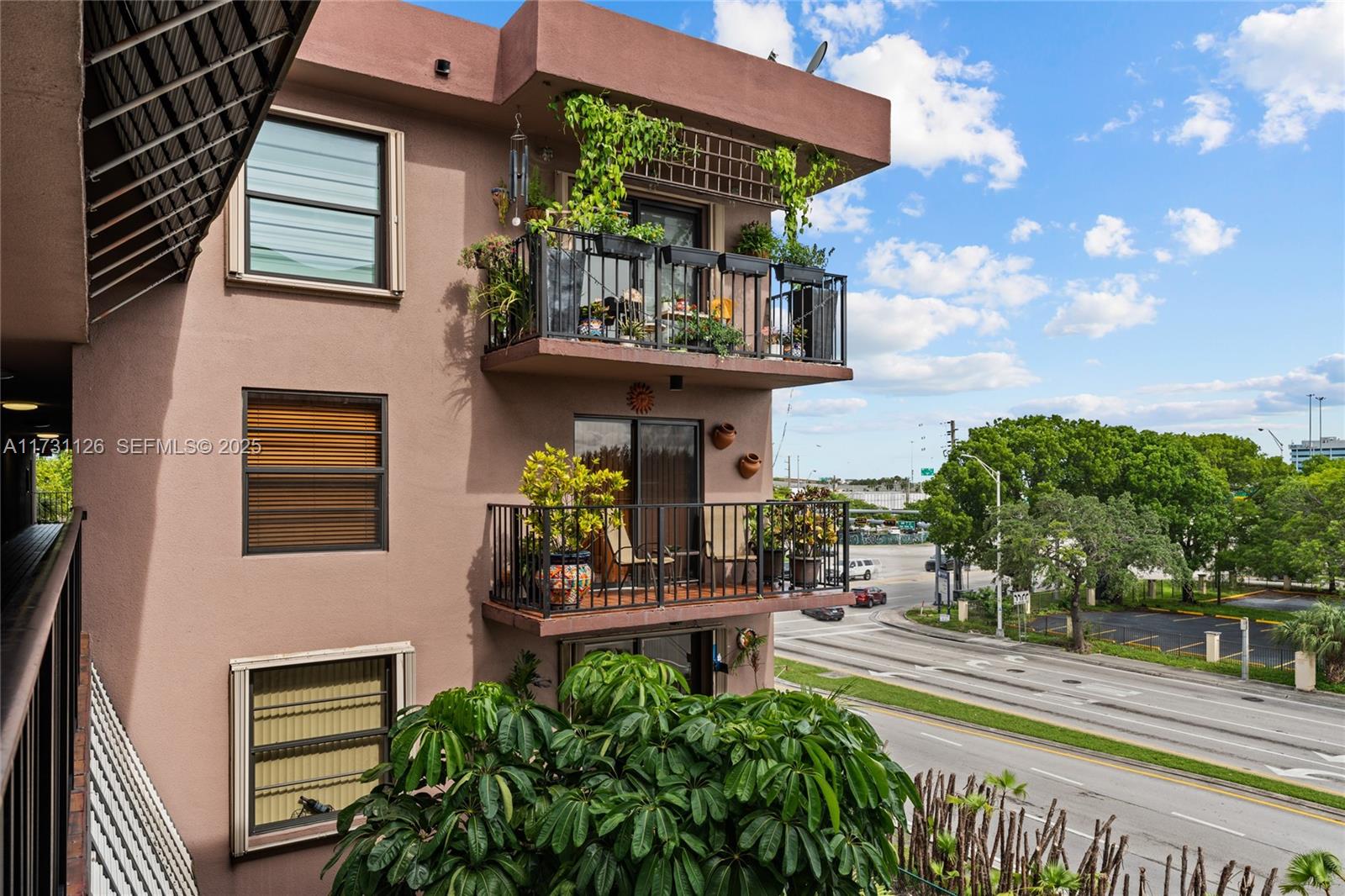 605 NW 72nd Avenue