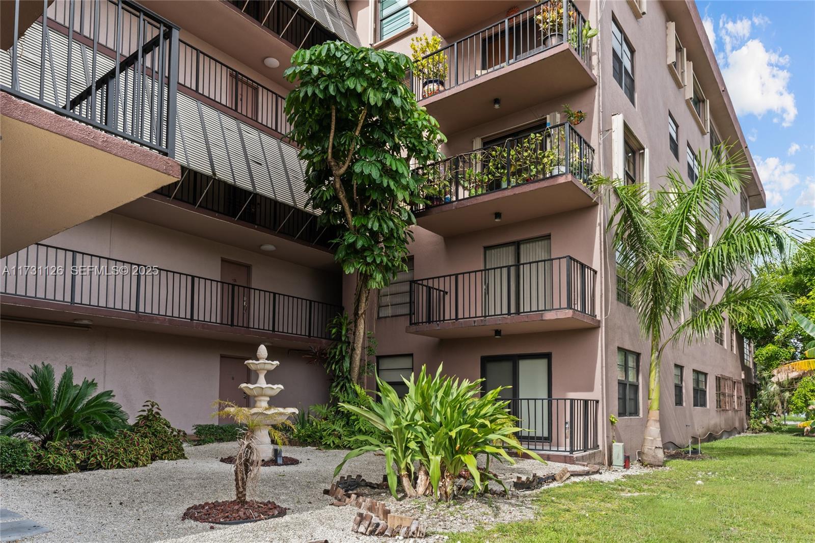 605 NW 72nd Avenue