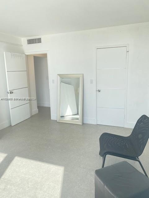 2899 Collins Avenue