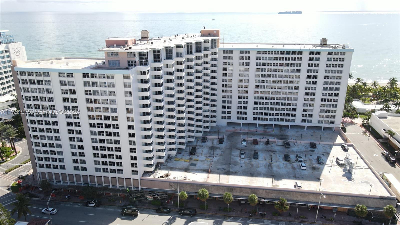 2899 Collins Avenue