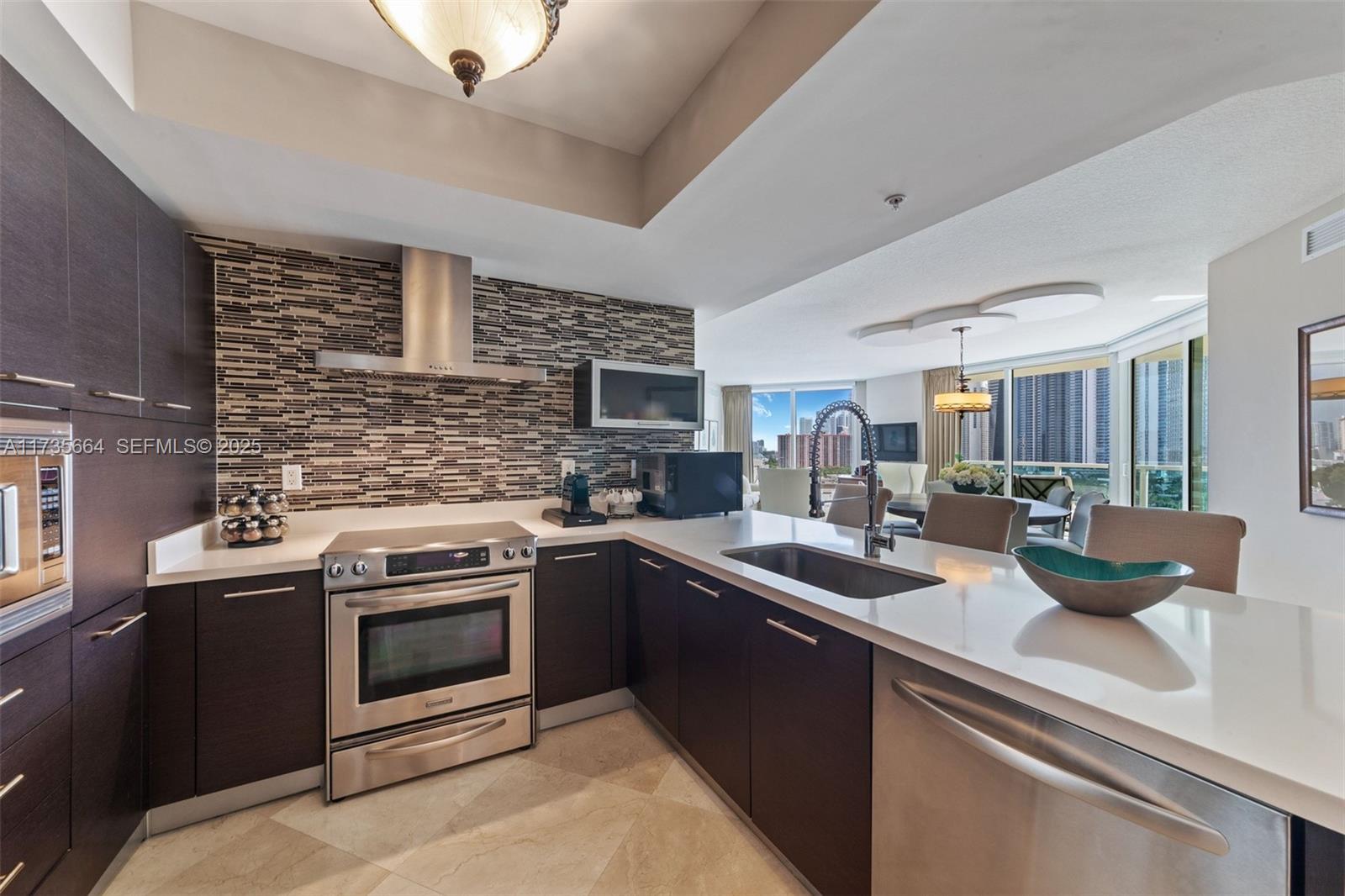 250 Sunny Isles Boulevard