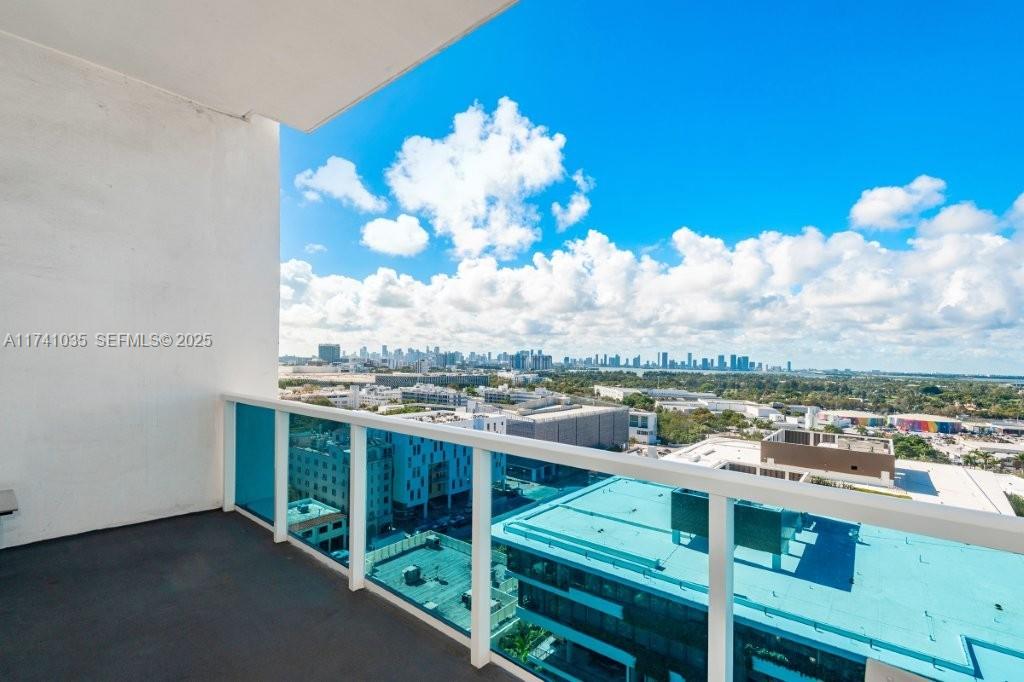 2301 Collins Avenue