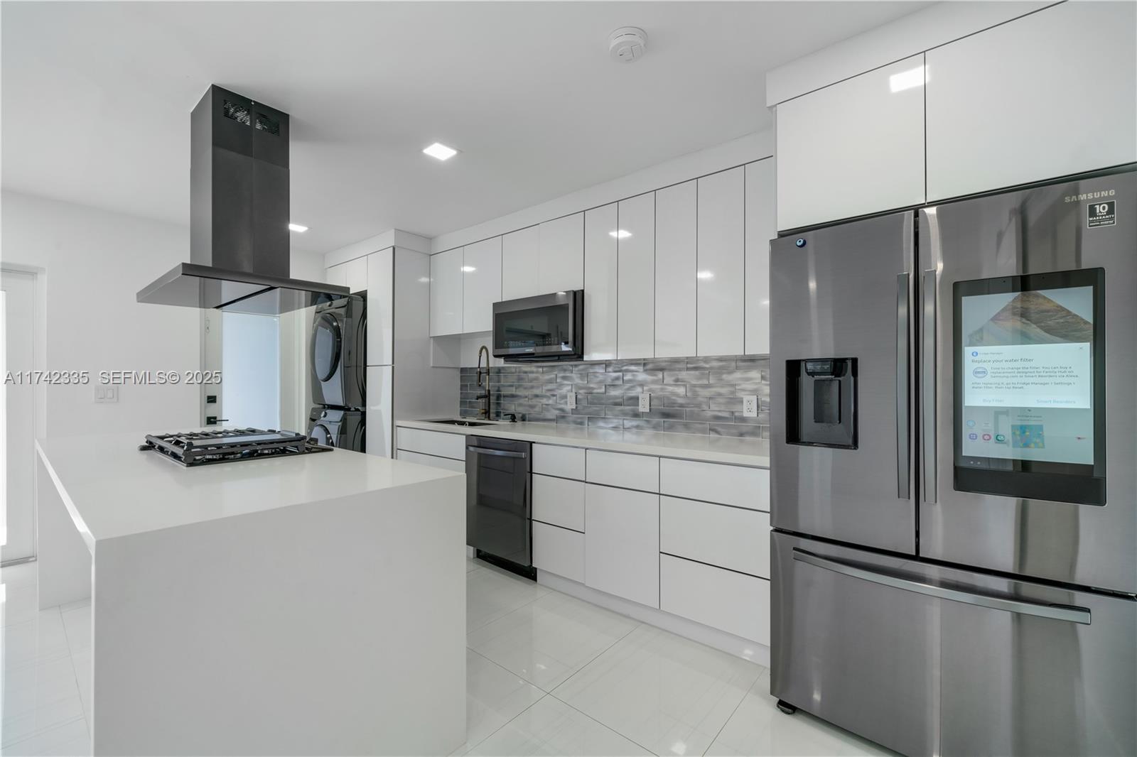 2700 NE 135th Street