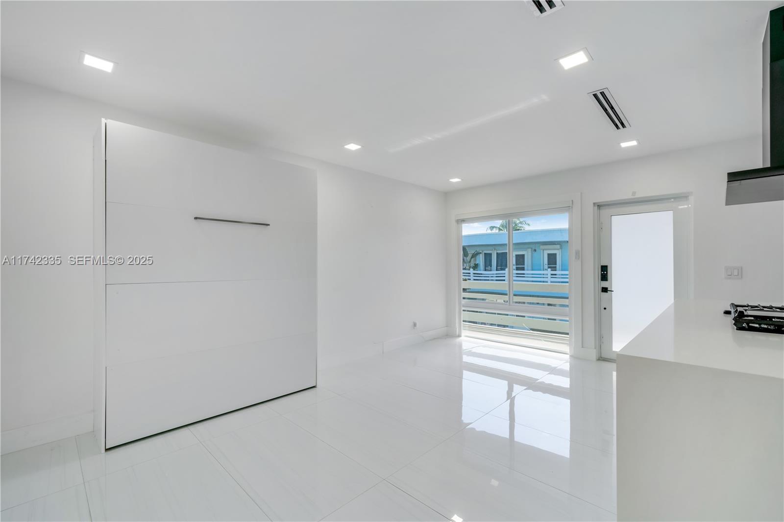 2700 NE 135th Street