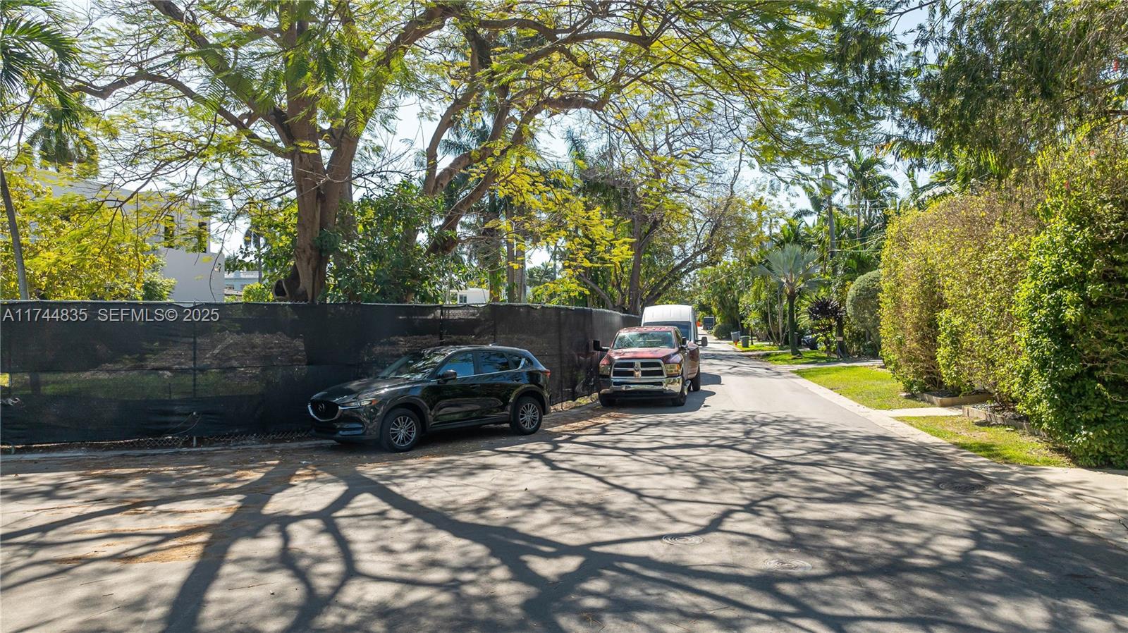 315 W San Marino Drive
