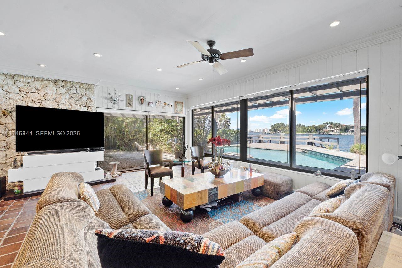 765 N Shore Drive