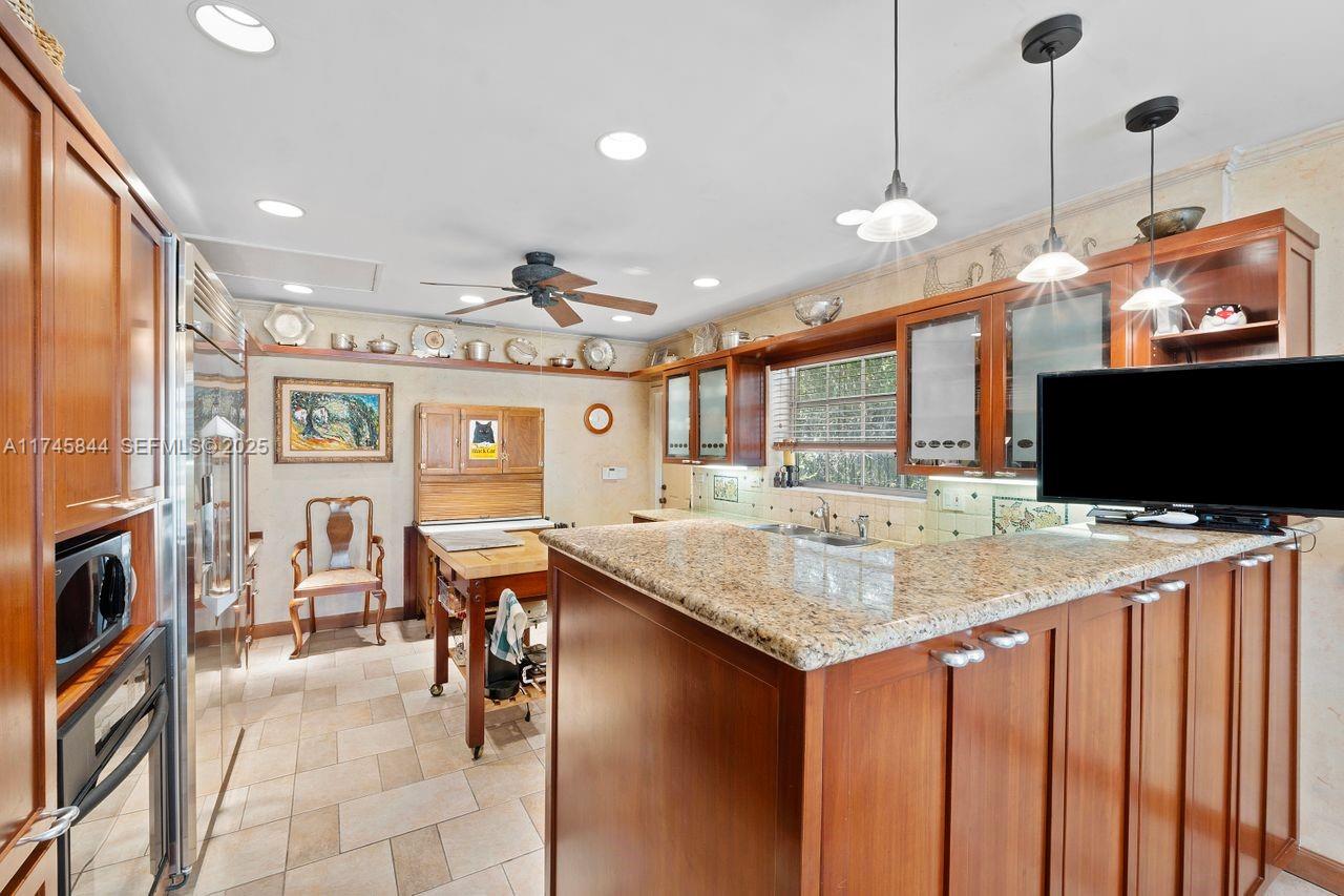 765 N Shore Drive