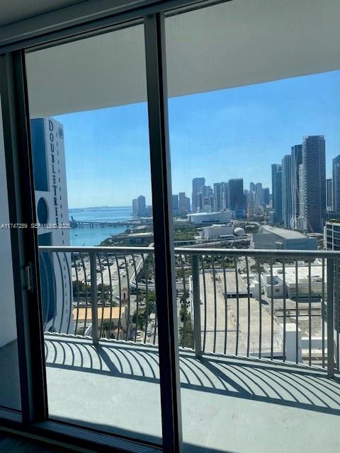 1750 N Bayshore Drive