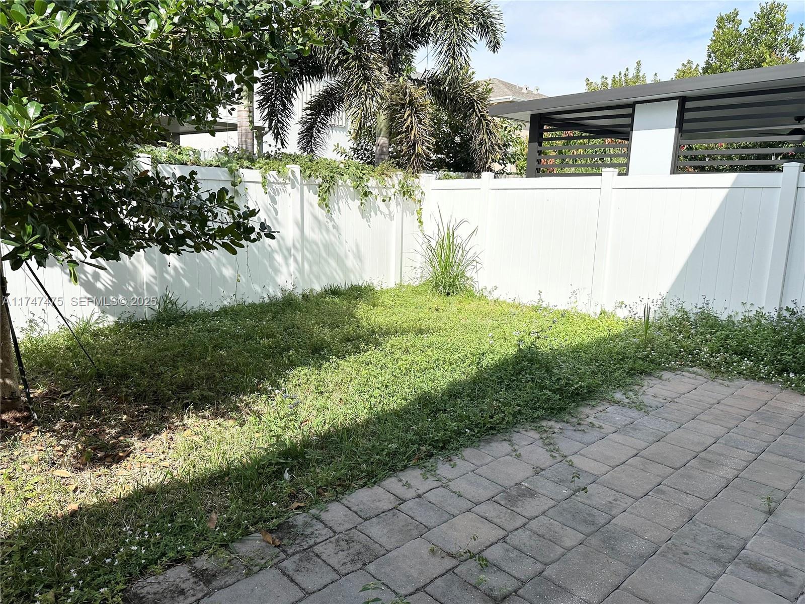 1848 SE 7 Terrace