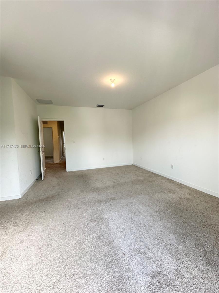 1848 SE 7 Terrace