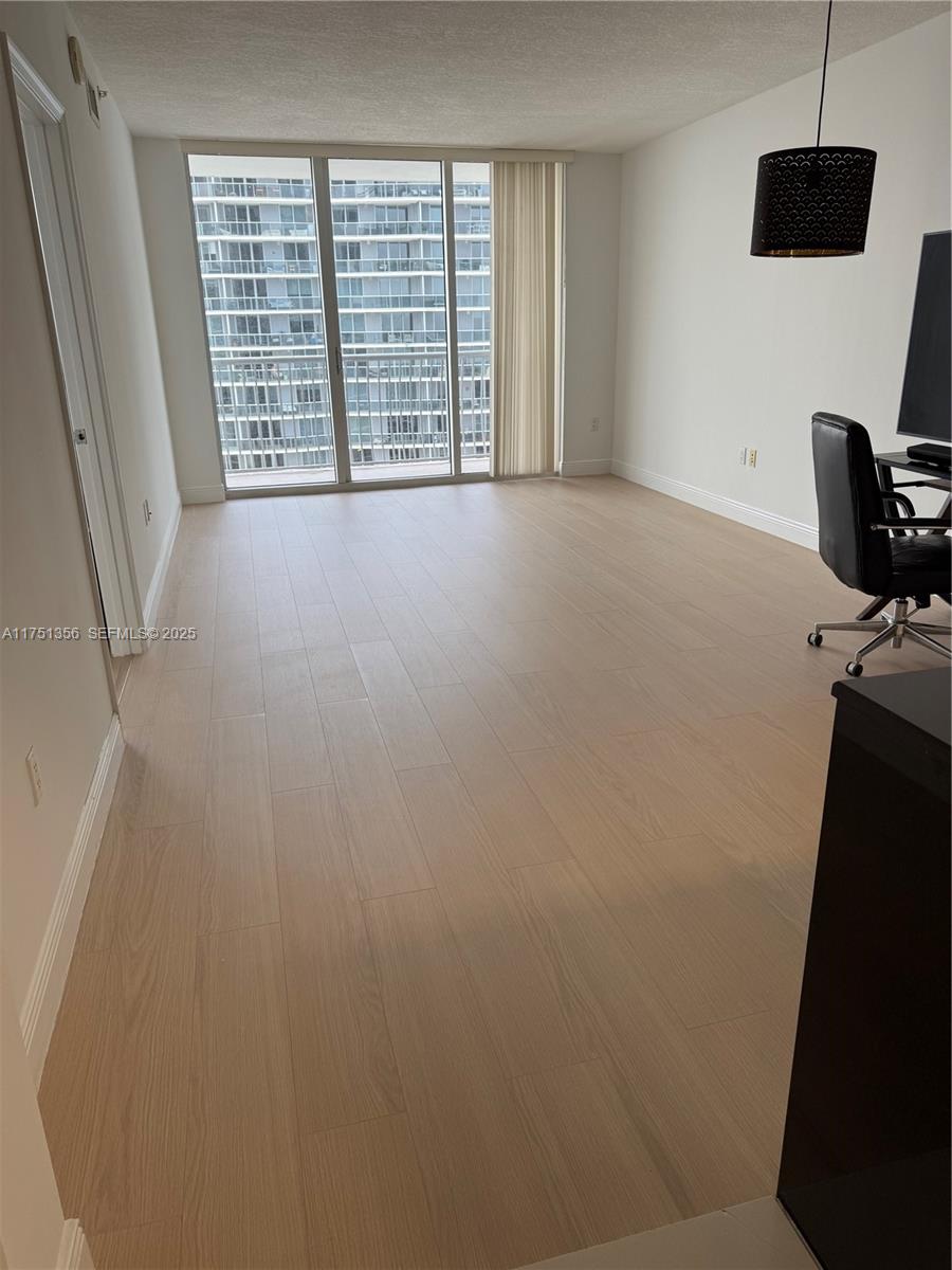 1750 N Bayshore Drive