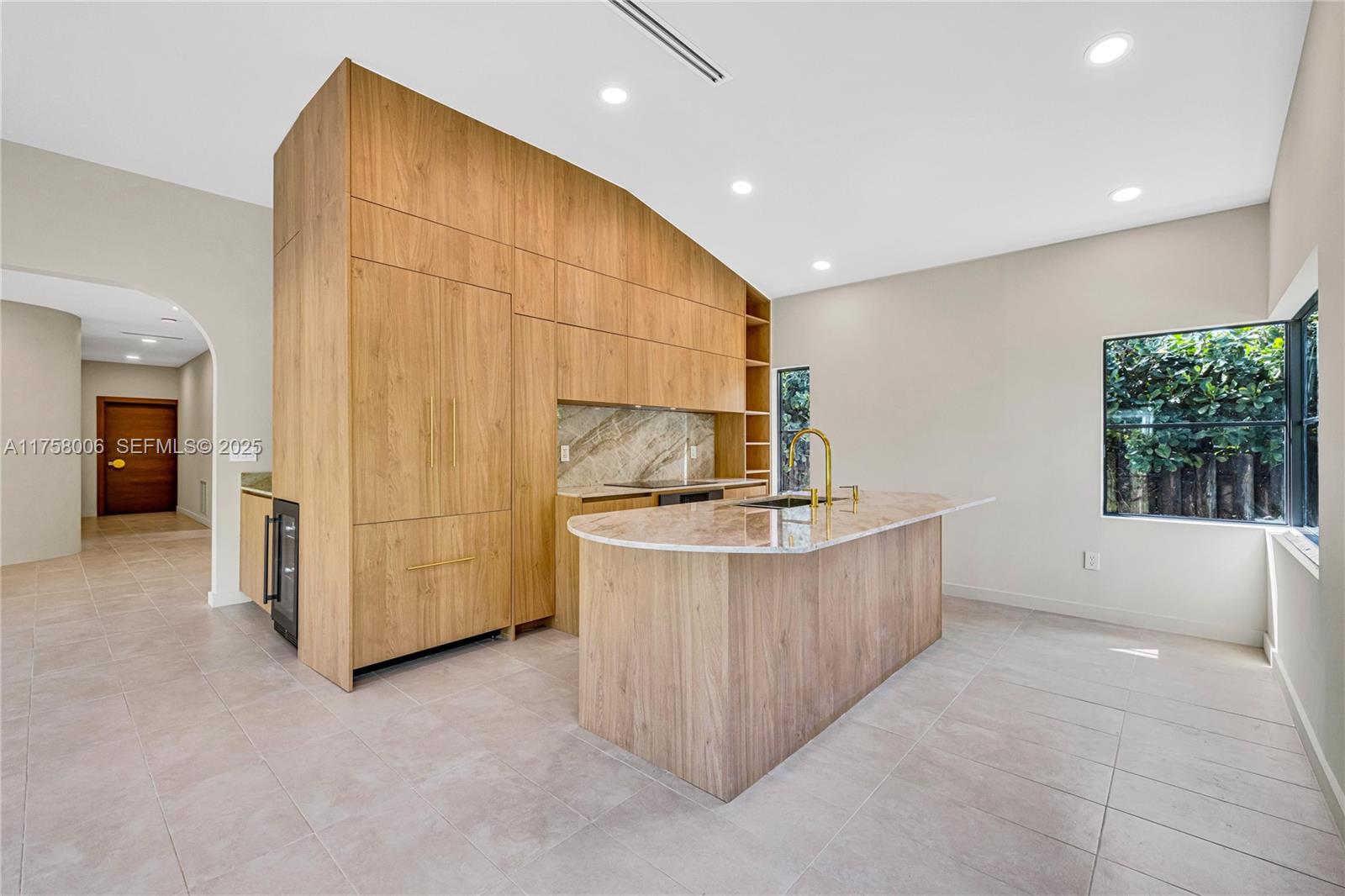1323 Cleveland Road
