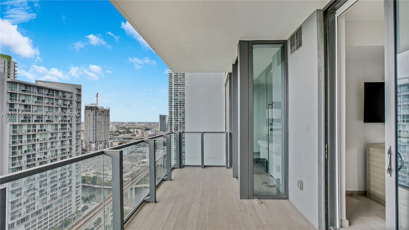88 SW 7th Street