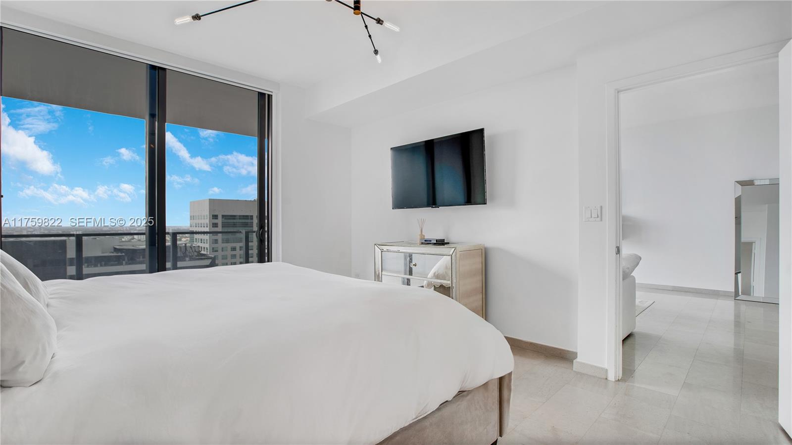 88 SW 7th Street