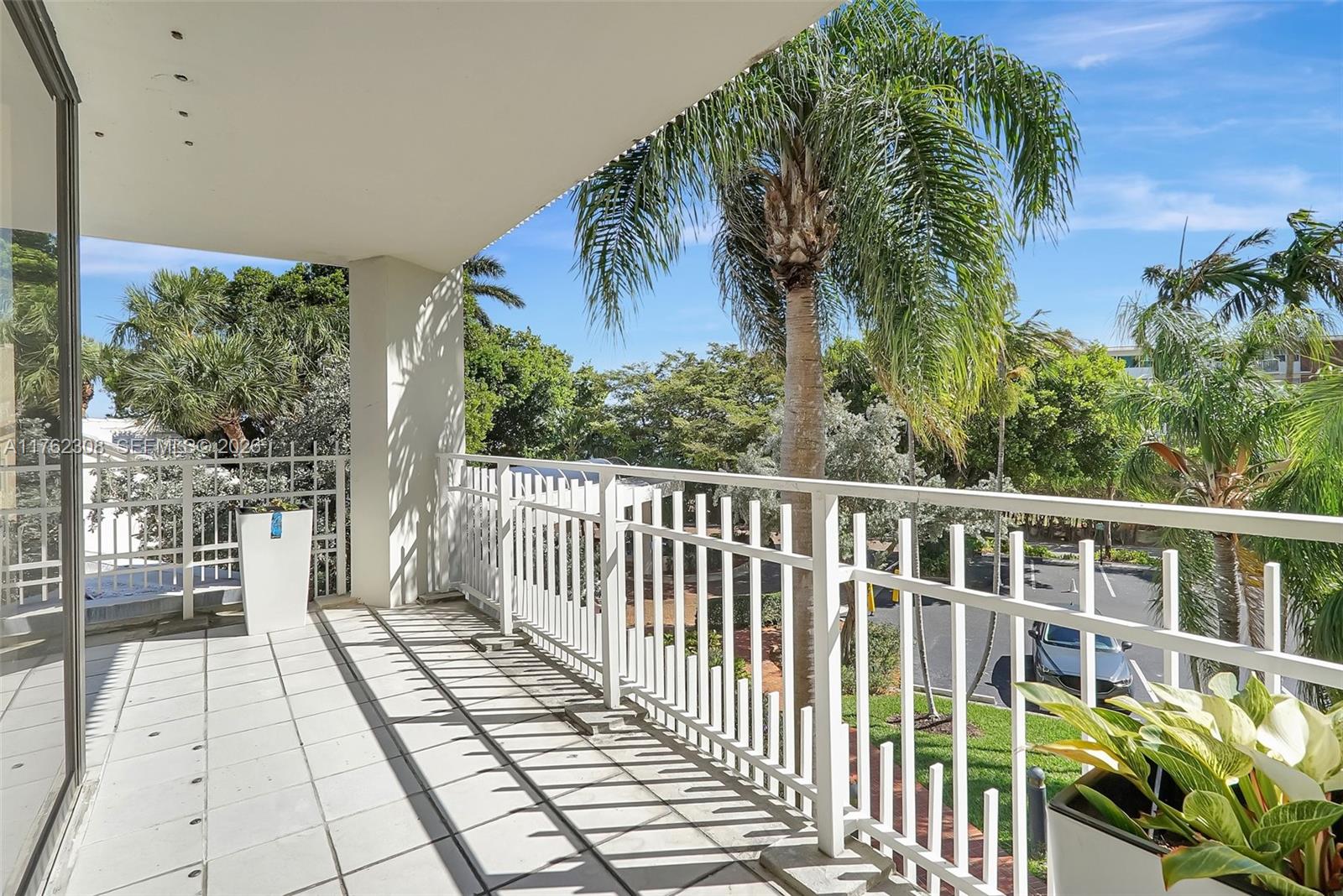 4000 Towerside Terrace