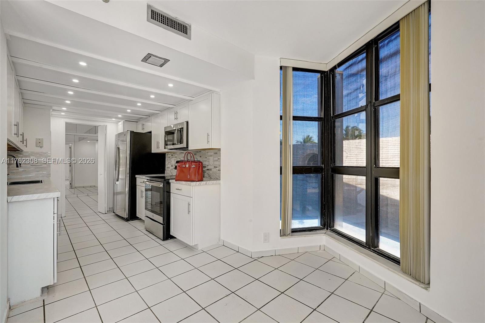 4000 Towerside Terrace