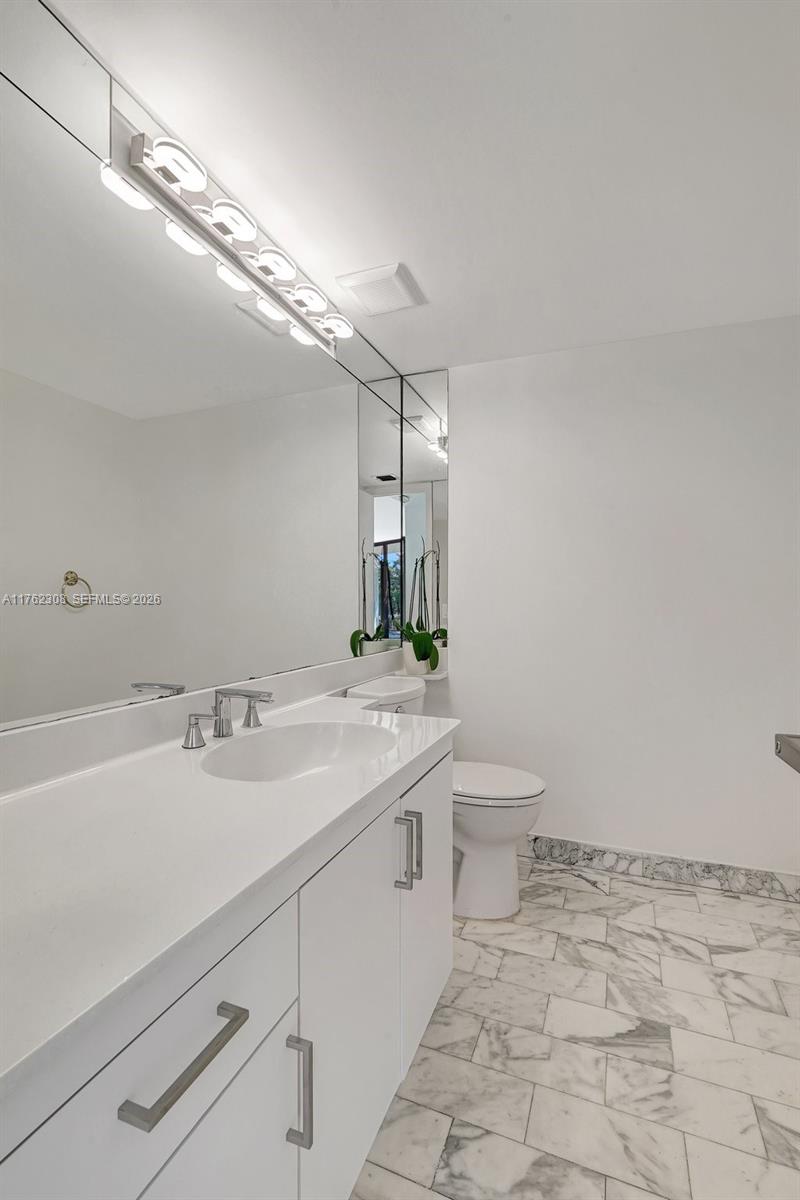 4000 Towerside Terrace