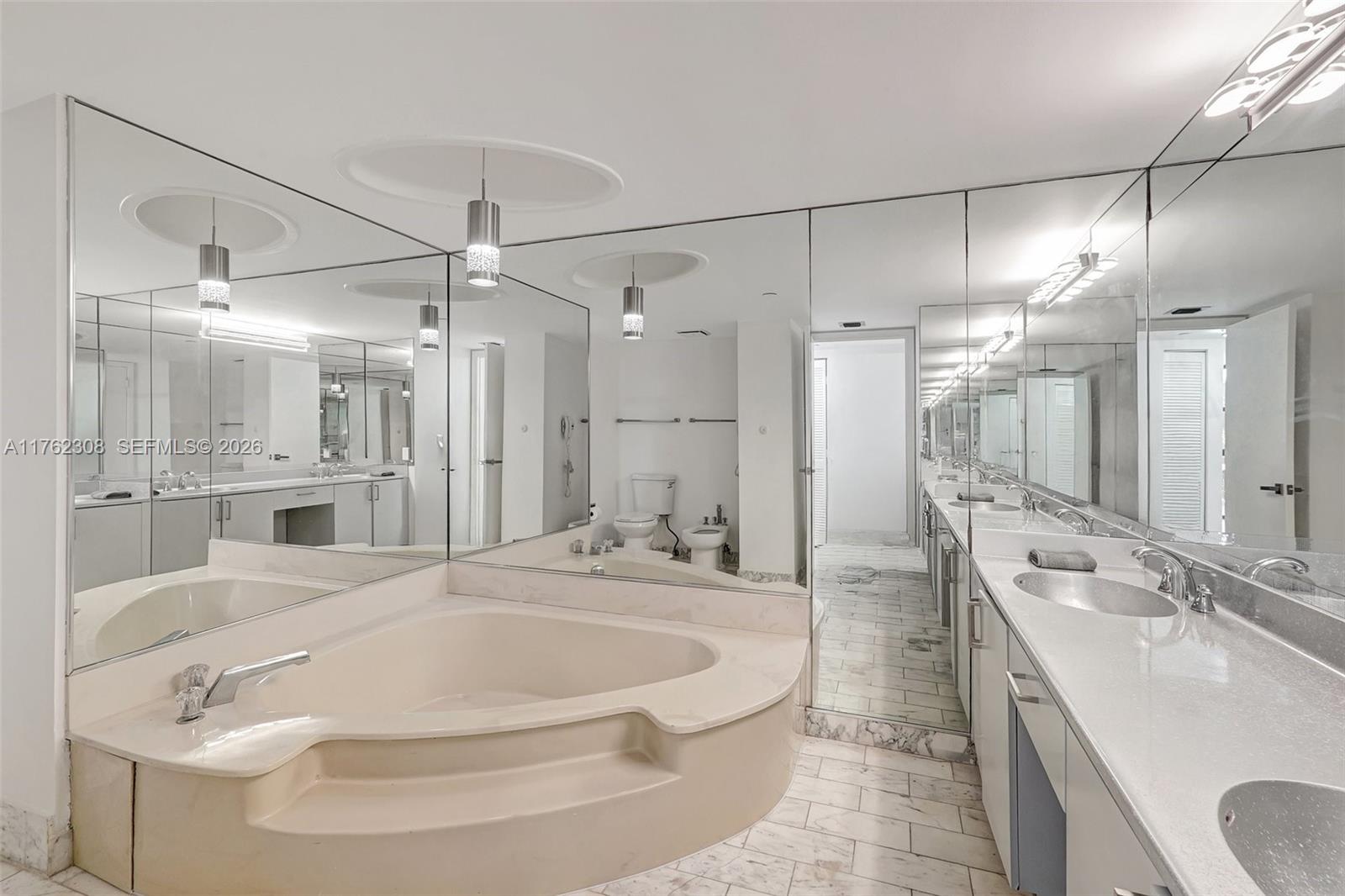 4000 Towerside Terrace