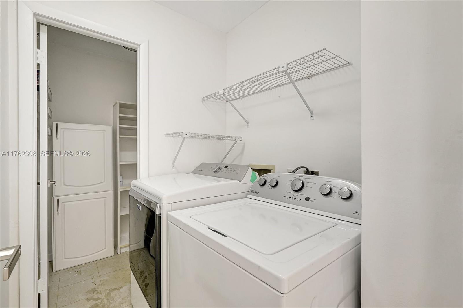 4000 Towerside Terrace