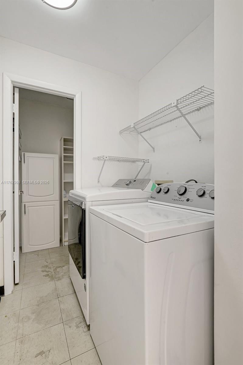 4000 Towerside Terrace
