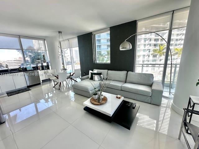 92 SW 3rd Street