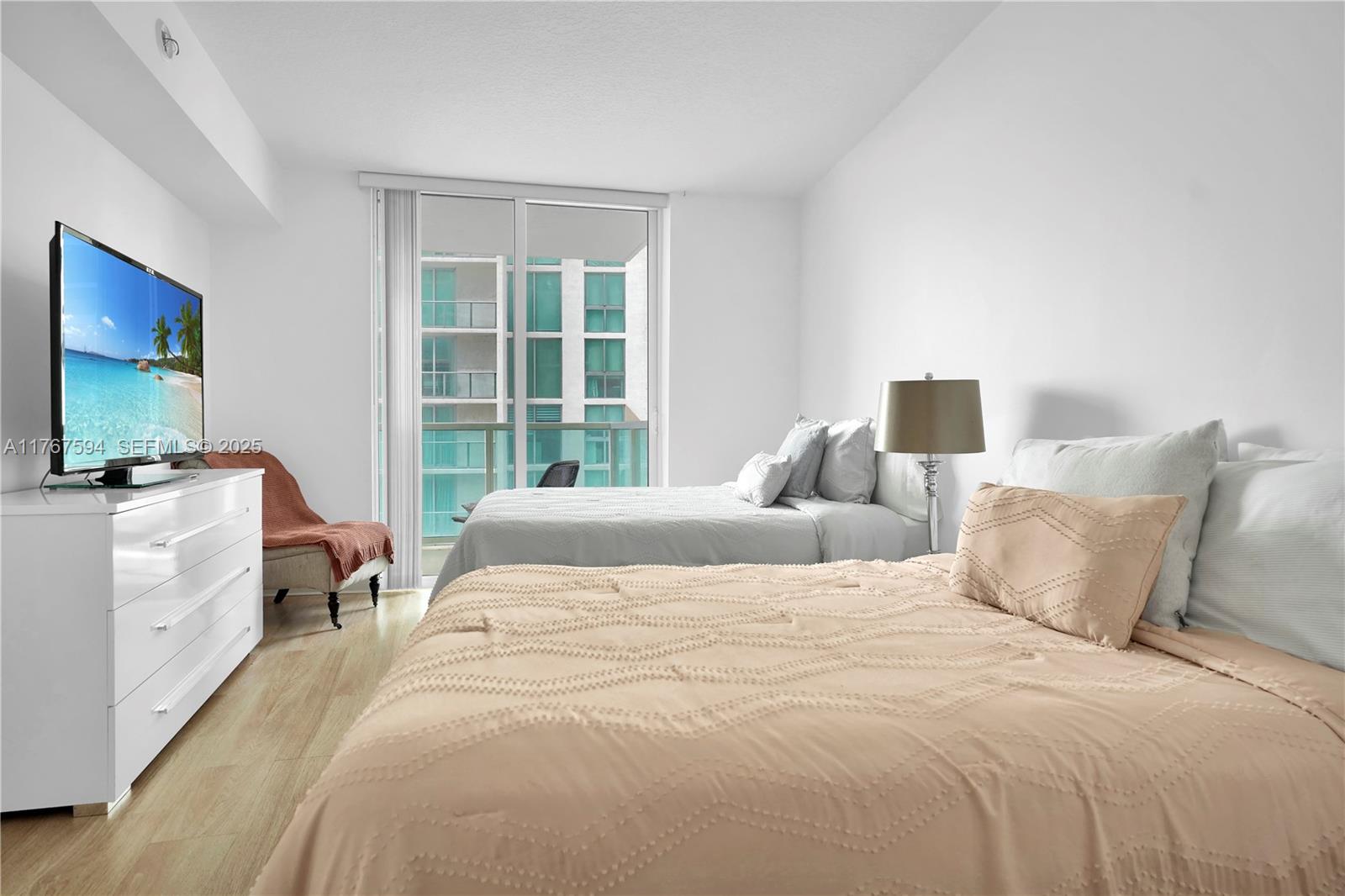 250 Sunny Isles Boulevard