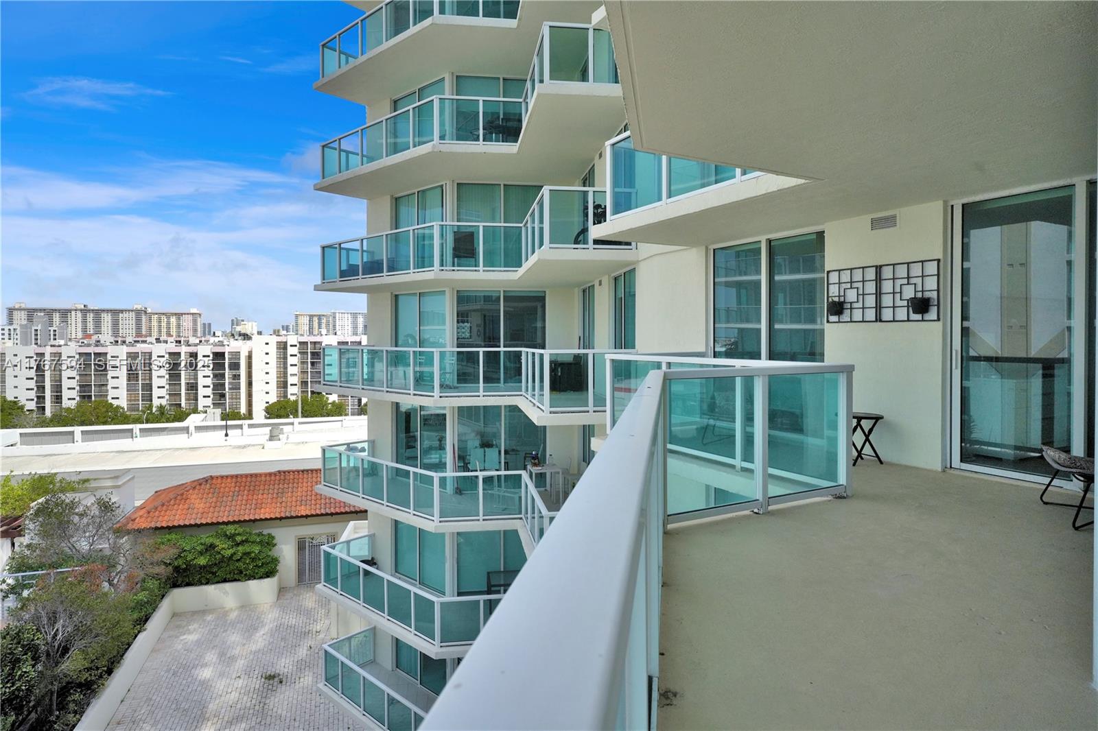 250 Sunny Isles Boulevard