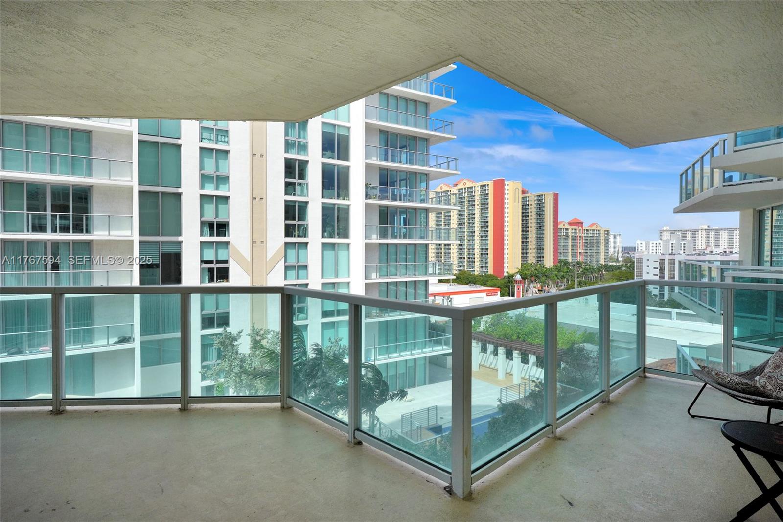 250 Sunny Isles Boulevard